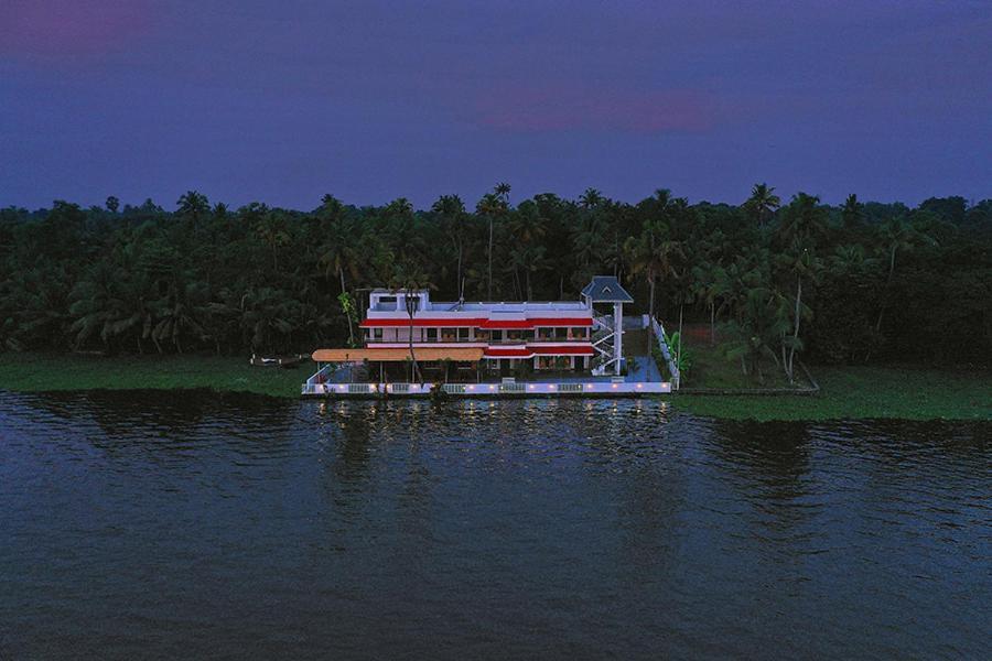 Vembanad Village Backwater Resort Alappuzha Eksteriør bilde