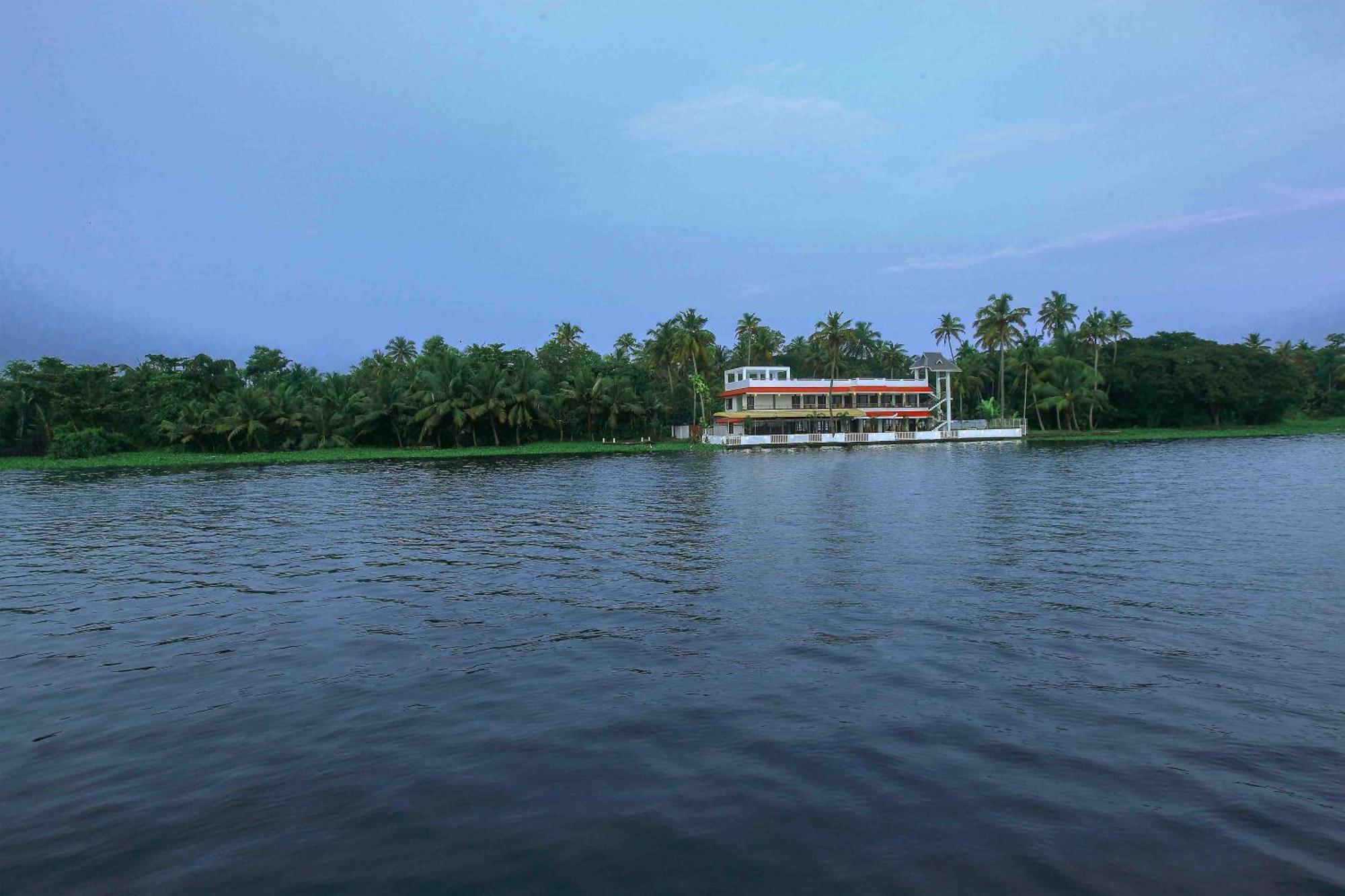 Vembanad Village Backwater Resort Alappuzha Eksteriør bilde