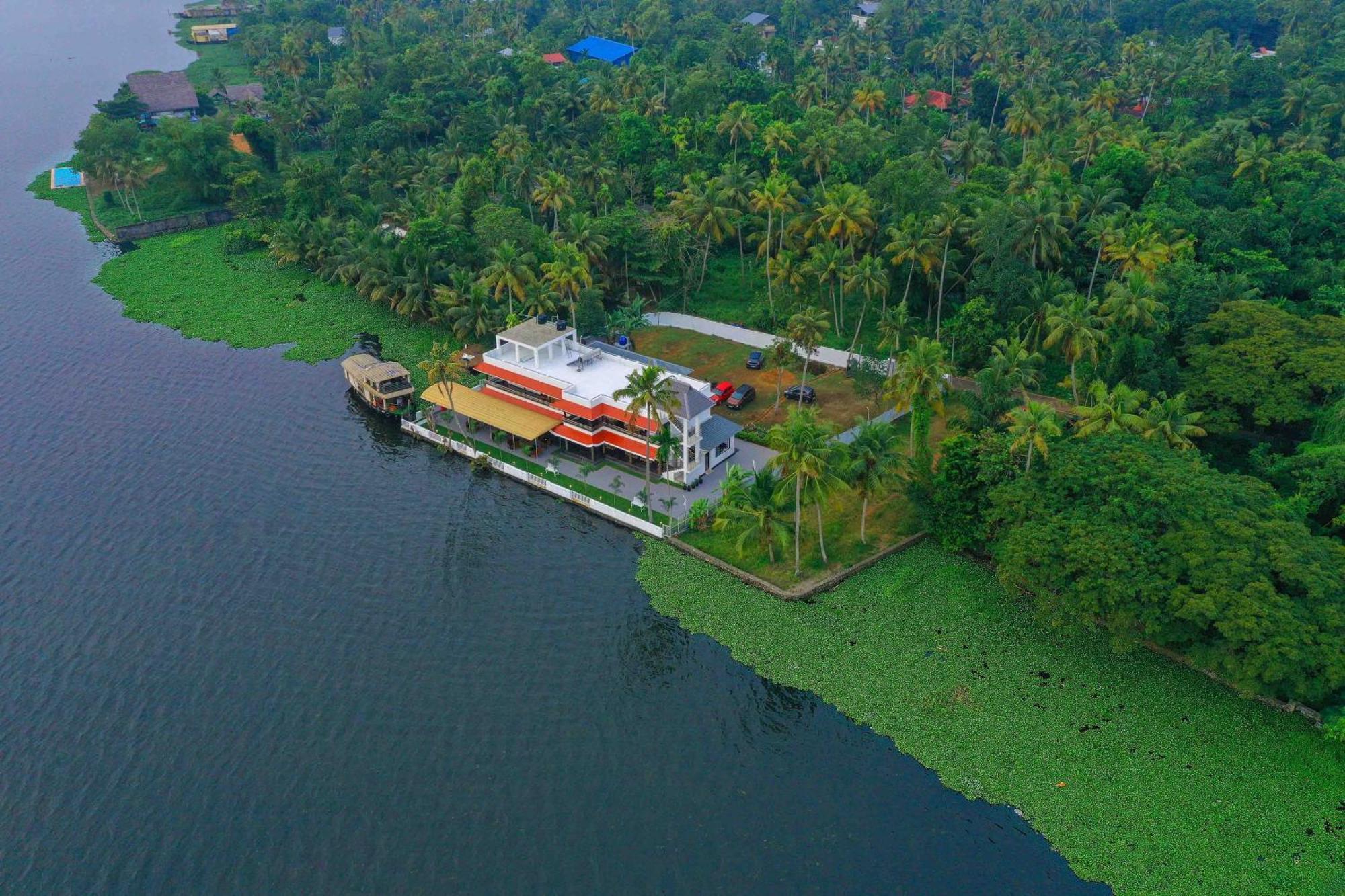 Vembanad Village Backwater Resort Alappuzha Eksteriør bilde